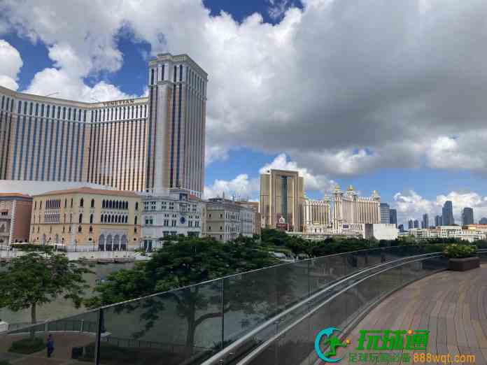 去年澳門BC業經濟貢獻303億跌逾五成 全年總收入僅462億 去年澳門BC業經濟貢獻303億跌逾五成 全年總收入僅462億