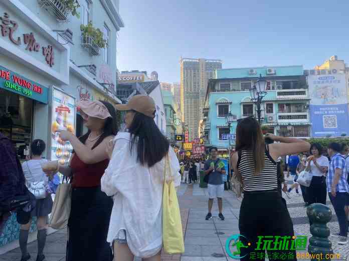 8月訪澳旅客322萬按月升16.7% 港客佔71萬同比勁升18倍 8月訪澳旅客322萬按月升16.7% 港客佔71萬同比勁升18倍