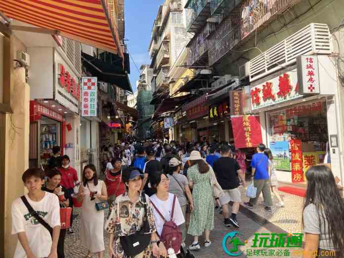 重陽節長周末3天平均客量逾10萬 文綺華:冀引港客非週末赴澳 重陽節長周末3天平均客量逾10萬 文綺華:冀引港客非週末赴澳